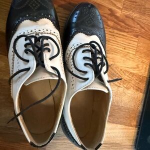 Vero Cuoio Black and White Brogues